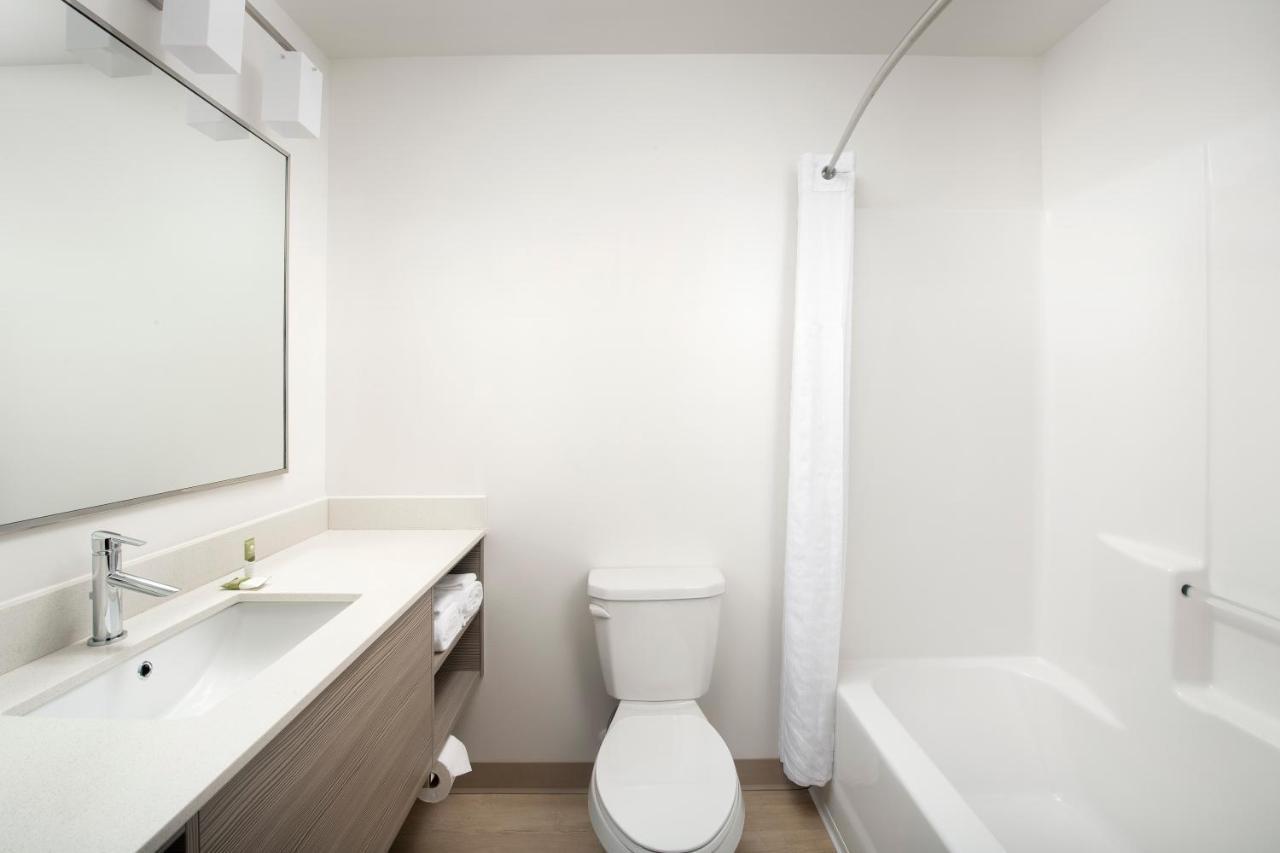 Woodspring Suites Seattle Редмонд Экстерьер фото