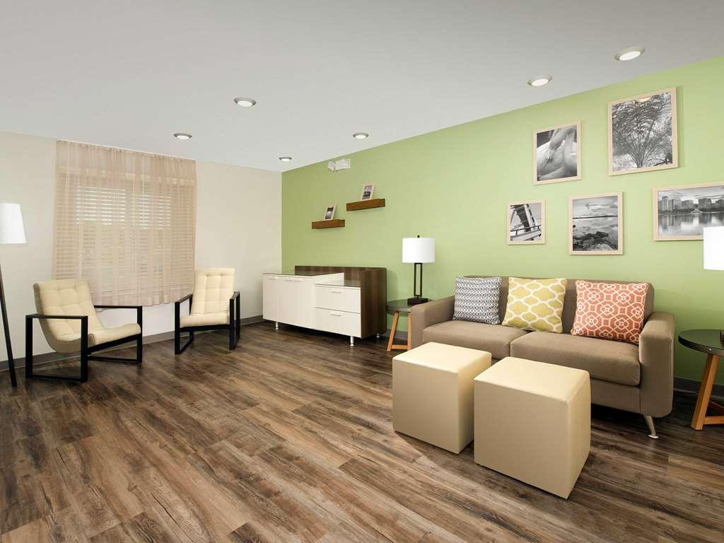 Woodspring Suites Seattle Редмонд Интерьер фото